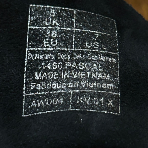 Doc Marten Soft Leather 1460 Pascal Boots - Picture 7 of 10